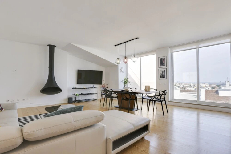 Penthouse With Breathtaking Views