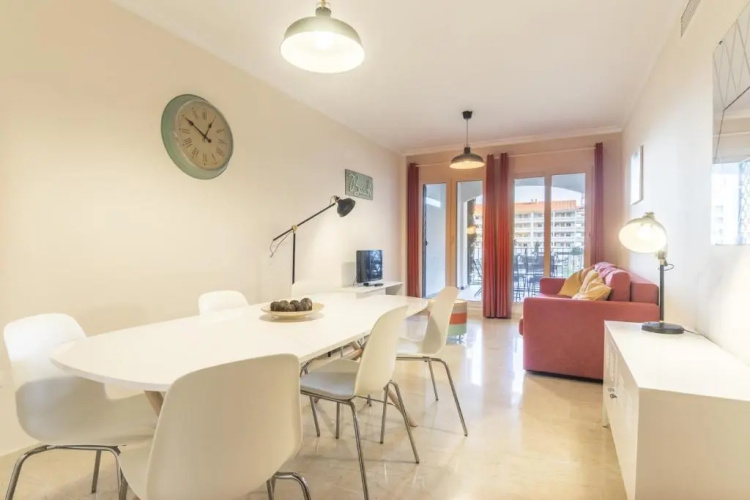 2187-Lovely 2bedrooms with pool and playground