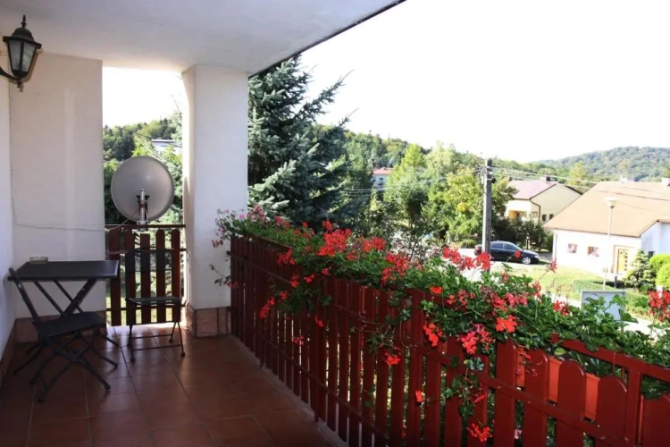 Standard Triple room with balcony