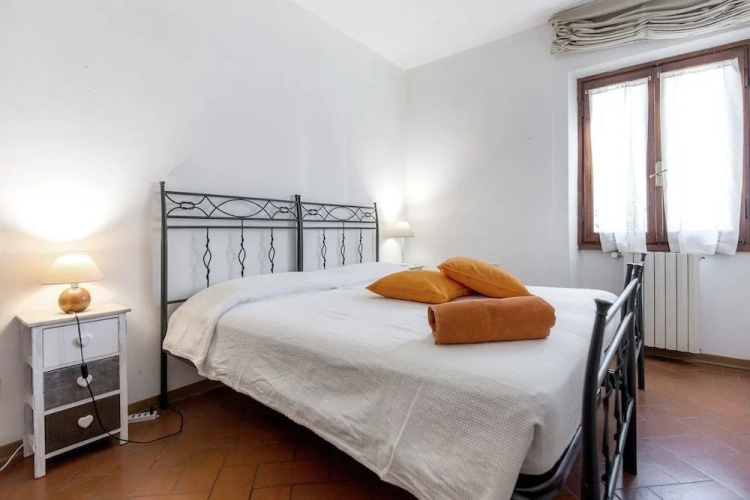 Via Ricasoli apartment