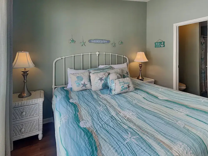 Sea Turtle by Ryson Vacation Rentals