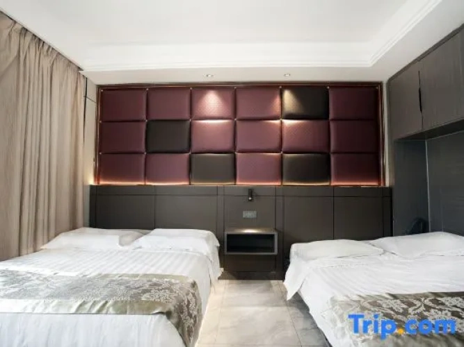 2 Bedrooms Suite