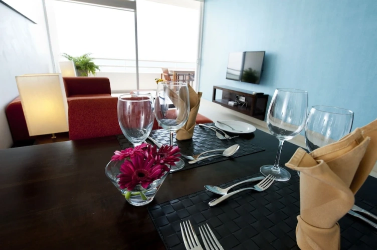 1 Bedroom Luxury Apartment beachfront