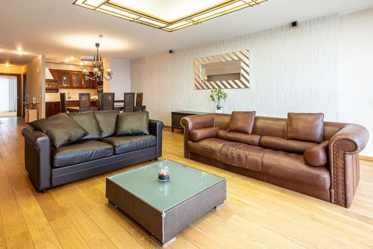 WINWINSTAY Exclusive Apartments by River Daugava