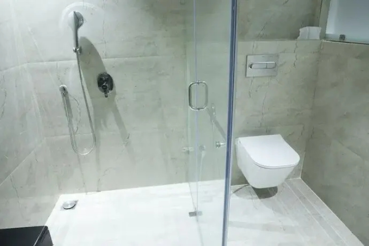 Lux 9 Suites And Studios