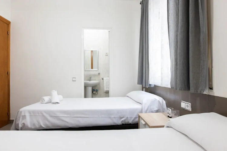 Economy Twin room
