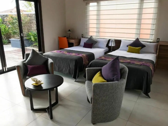 Deluxe Twin room
