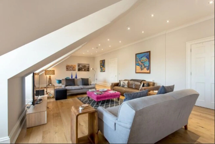 5 Star Luxury Apartment