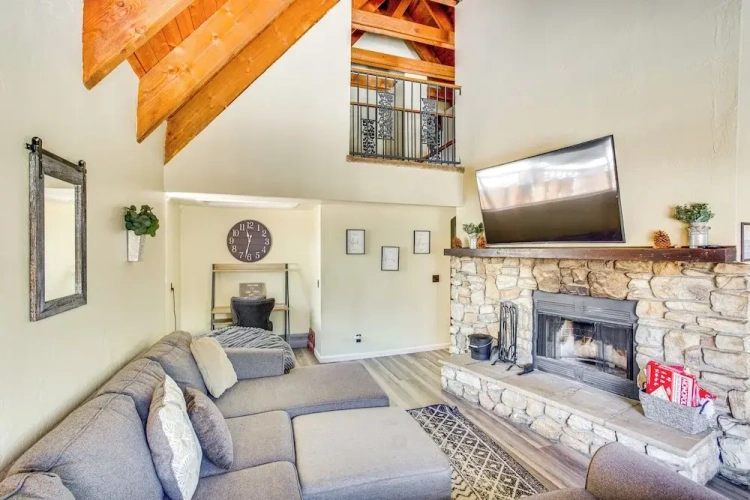 3 Bedrooms Cottage