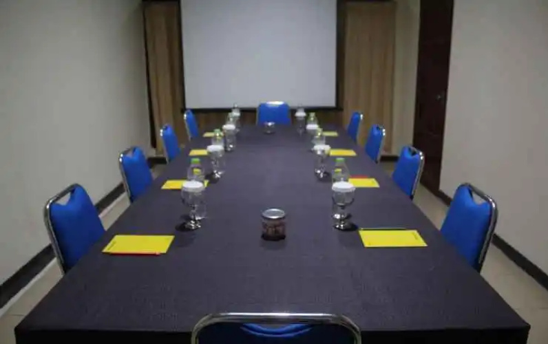 Adi Sederhana Hotel