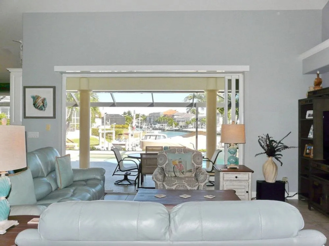 701 Kendall Drive
