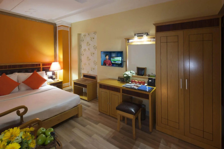 Alagon Central Hotel & Spa