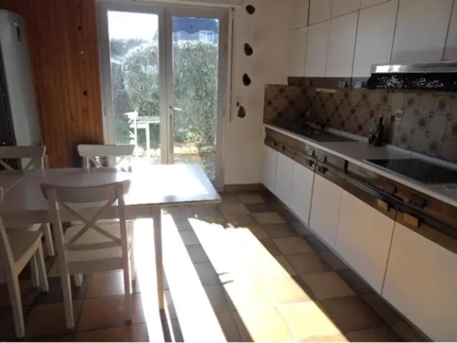 5 Bedrooms Cottage