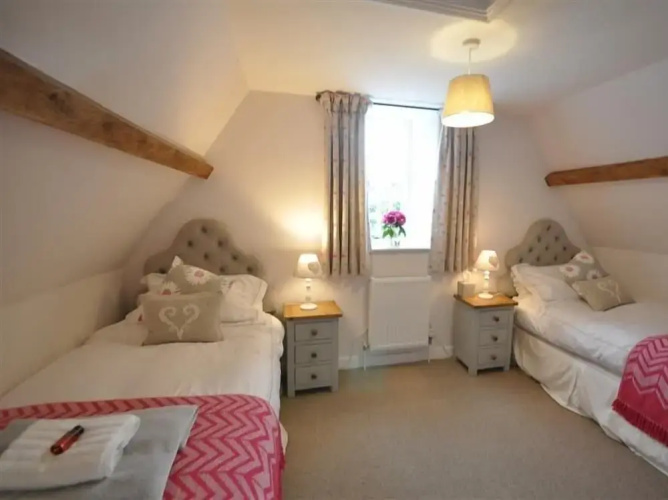 Warmwell Lodge