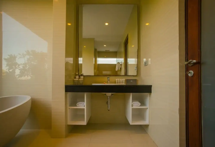 3 Bedrooms Luxury Villa