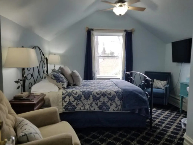 Abbey House Inn