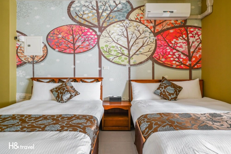Standard Quadruple room with balcony