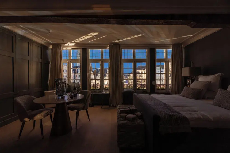 Rooms With A View