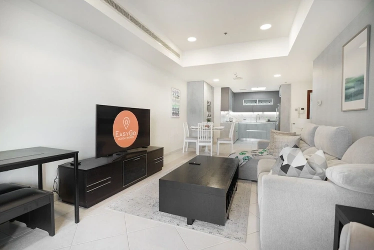 2 Bedrooms Apartment with balcony and with sea view