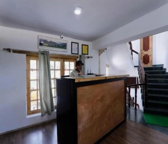 White House bnb Leh