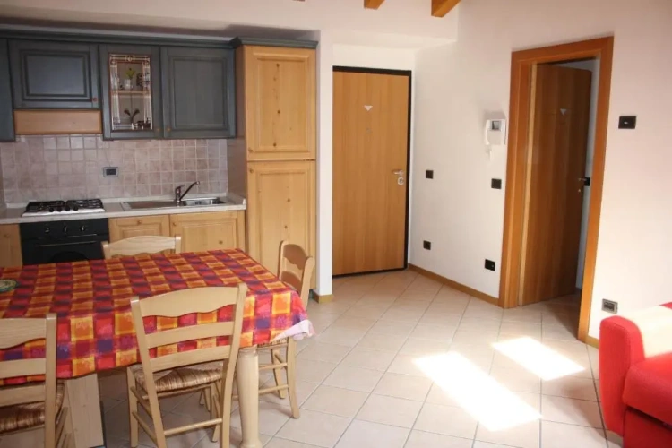 1 Bedroom Attic Apartment
