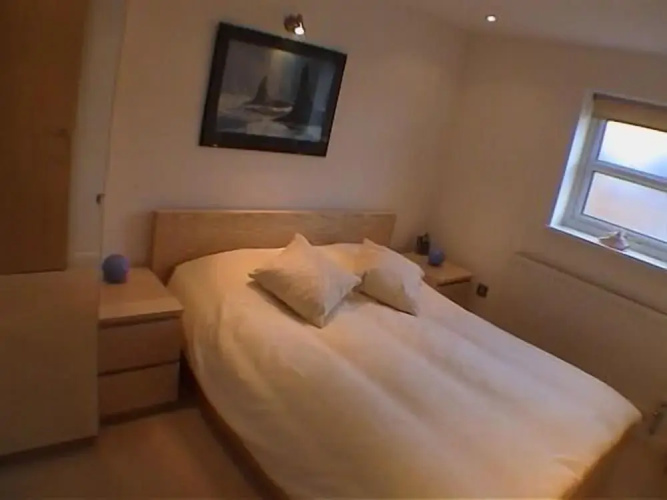 Earle House Serviced Apartments