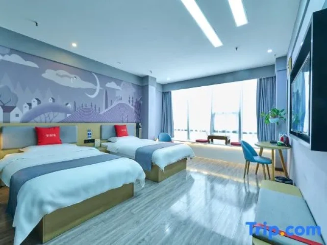 Standard Family room