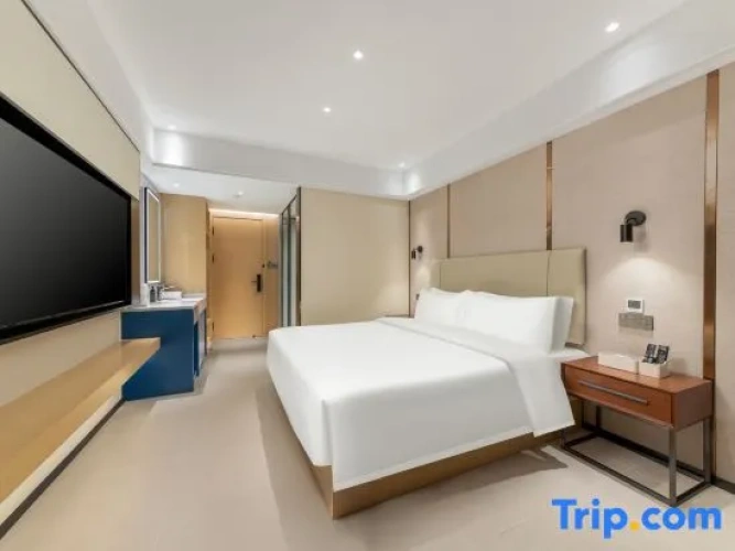 Standard Double room with view