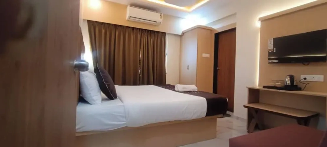 Economy room