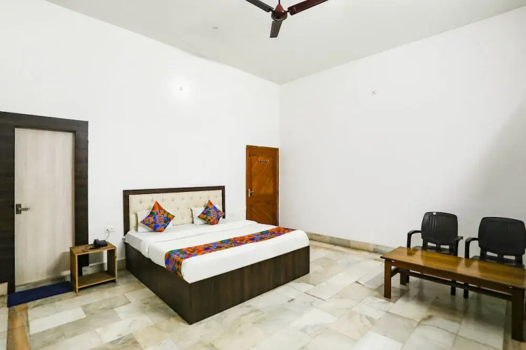 Fabexpress Prashansa Palace