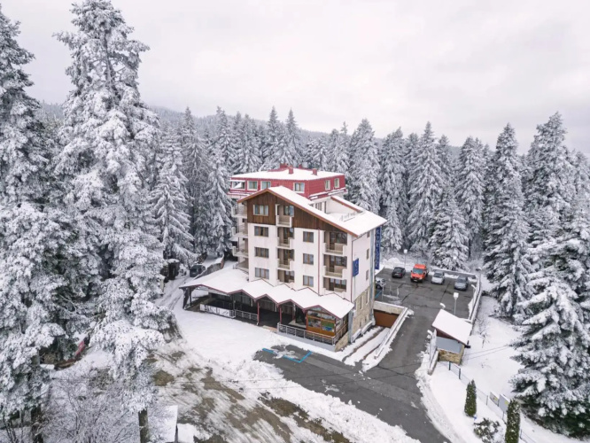 The Lodge Hotel