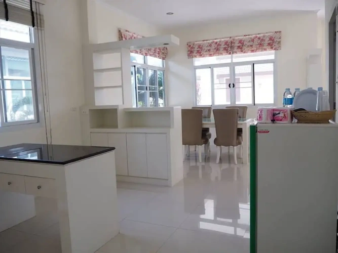 2 Bedrooms Villa