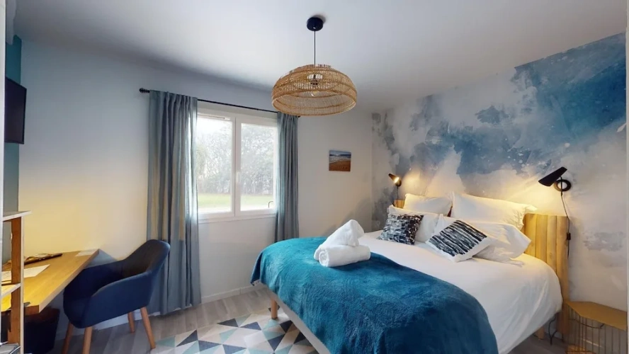 1 Bedroom Standard Double room with pool view