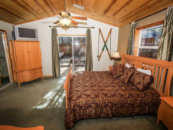 Comfy Cabin #1370