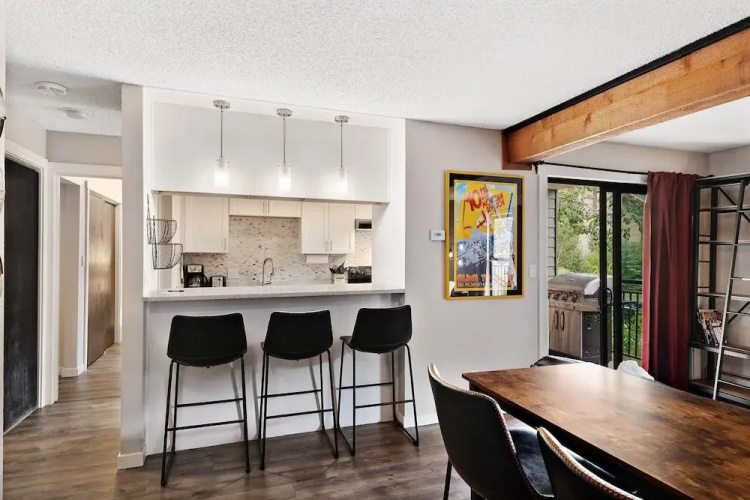 Breakaway West #212 2 Bedroom Condo by RedAwning