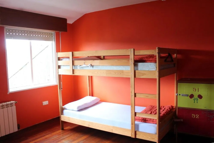 Meiga Backpackers