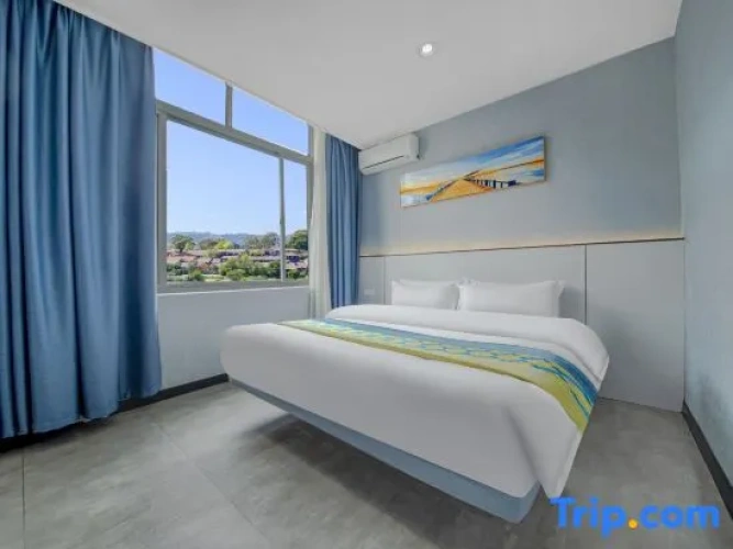 Deluxe Family Suite