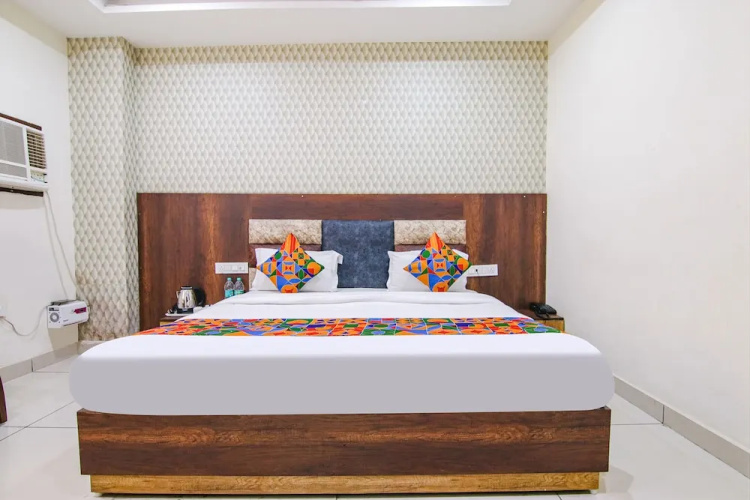 Fabhotel Lime Wood