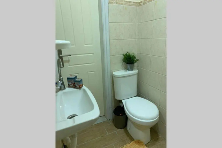 Lemon City Apartment