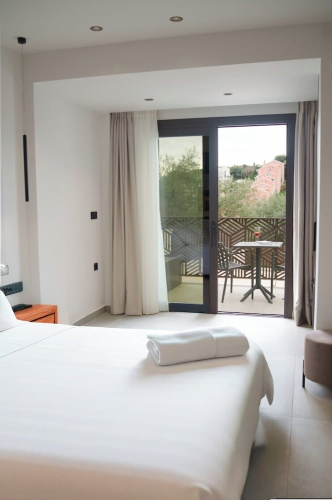 Malou & Charma Villas