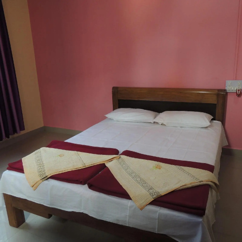 Tourist Lodge