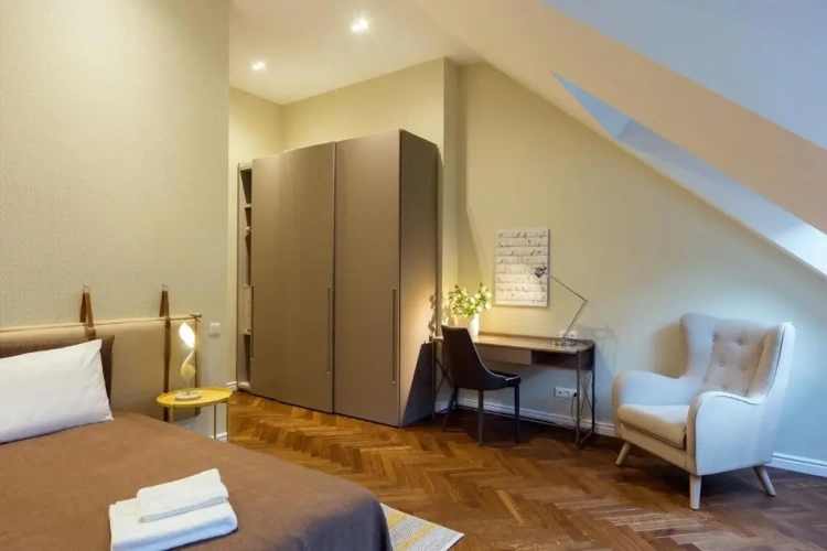 Deluxe Apartment