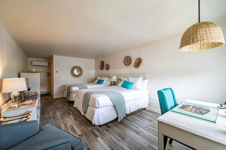 Ocean Glass Inn