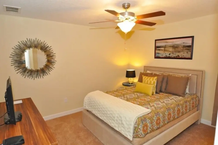 6 Bedrooms Family Cottage