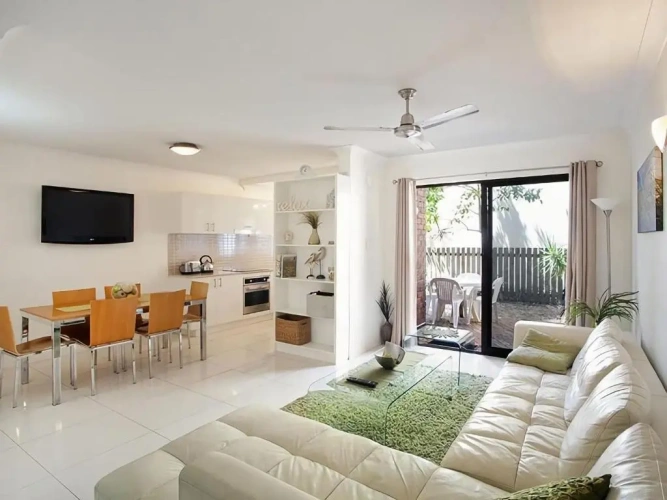 3 Bedrooms Cottage