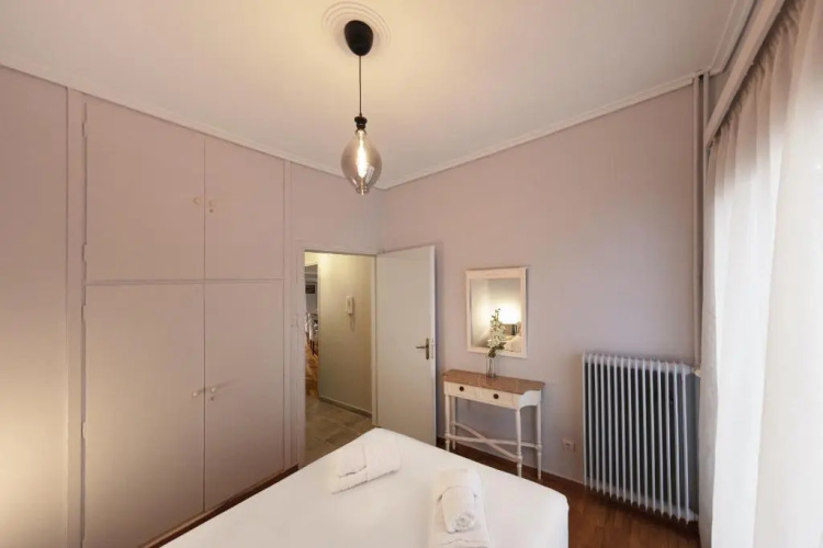 Spacious 3 Bedroom apt near Acropolis museum