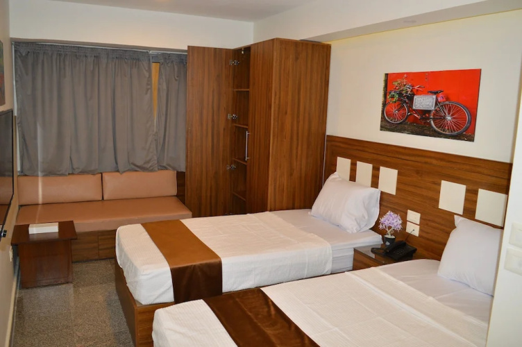 Royal Inn Residence