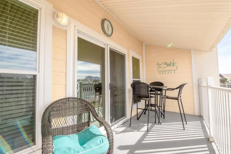9 G, Two Bedroom Condo