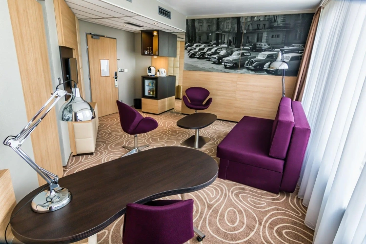 Double Suite
