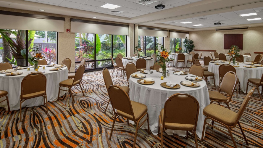 Best Western Plus Kendall Hotel & Suites photo 32